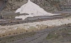 Sümbül Dağı’nda çığ devam ediyor