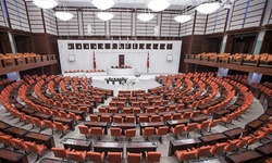TBMM'de yeni dönem! Yoklamadan kaçanın maaşından kesilecek