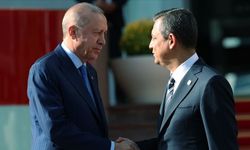 Cumhurbaşkanı Erdoğan, 'Özgür Özel ile görüşür müsünüz?' sorusuna yanıt verdi: Görüşürüz, neden görüşmeyelim?