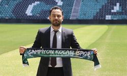 Kocaelispor Selçuk İnan'ın sözleşmesinin uzatıldığını açıkladı