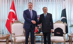 Hakan Fidan, Pakistanlı mevkidaşı Muhammad Ishaq Dar ile telefonda görüştü