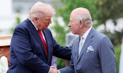 Trump, İngiltere Kralı Charles’ı Beyaz Saray’da askeri törenle karşıladı