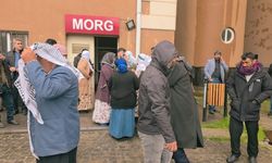 Diyarbakır'da evin bahçesine yıldırım düştü: 2 kuzen hayatını kaybetti!