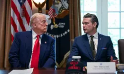 ABD Savunma Bakanı Hegseth: Trump, İran'a acıdı!