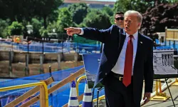 Trump’ın yeni balo salonu gündemde: Altında gizli bir yapı mı var?