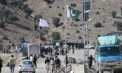 Pakistan'da karakola saldırı: 12 polis hayatını kaybetti