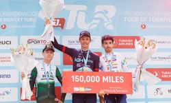 TUR 2026’da 'Kraliçe Etap' nefes kesti! Christian Bagatin zirvede, mayolar el değiştirdi