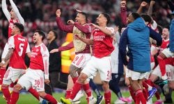 22 yıl sonra mutlu son: Premier Lig'de şampiyon Arsenal!