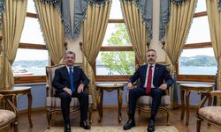 Dışişleri Bakanı Fidan, IKBY Başbakanı Barzani ile İstanbul'da görüştü