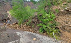 Kastamonu’da heyelan sebebiyle 5 köye ulaşım sağlanan yol kapandı