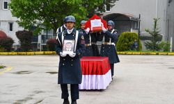 Genç üsteğmenin ardından yürek burkan gerçek: Burs dayanışması başlatmış