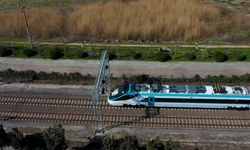 Bakan Abdulkadir Uraloğlu: Milli Elektrikli Hızlı Tren 240 kilometre hıza ulaştı