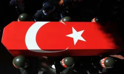 Trafik kazasında ağır yaralanan polis memuru şehit oldu