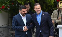 Balıkesir Büyükşehir Belediye Başkanı Ahmet Akın, Kemal Kılıçdaroğlu'nu ziyaret etti