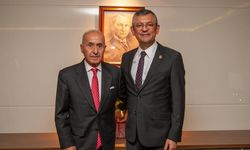 CHP eski Genel Başkanı Hikmet Çetin'den Özgür Özel'e destek!