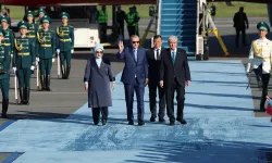 Cumhurbaşkanı Erdoğan, Kazakistan'da: Resmi törenle karşılandı