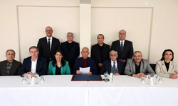 DEM Parti İmralı Heyeti, terörist elebaşı Öcalan ile görüşmek için yola çıktı