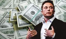 Elon Musk tarih yazacak: Dünyanın ilk trilyoneri olmaya hazırlanıyor!