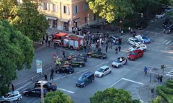 İtalya'da sürücü aracını kalabalığın üzerine sürdü: 8 yaralı