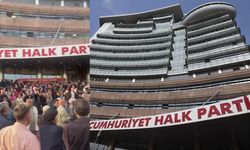 Genel merkez önünde hareketli dakikalar: "Hain Kemal" sloganları