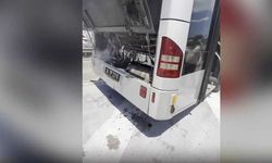 İstanbul’da seyir halindeki metrobüste yangın çıktı