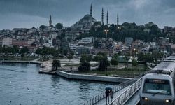 İstanbullular dikkat! AKOM’dan sağanak ve fırtına uyarısı!