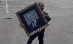 Kemal Kılıçdaroğlu'nun fotoğrafları CHP Genel Merkezi'ne getirildi