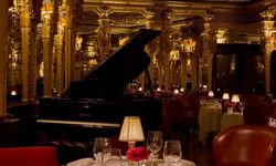 Londra’nın 160 yıllık mekanı Café Royal Grill kapılarını yeniden açtı