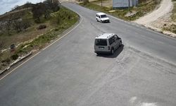 Nevşehir'de akılalmaz kaza! Boş yolda kafa kafaya girdiler