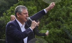 Özgür Özelden dikkat çeken çıkış