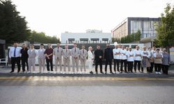 Şef Mehmet Yalçınkaya imzalı Alaz Restoran birinci yaşını kutladı