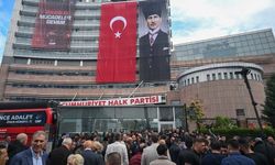 Polis, CHP Genel Merkezi'nde! Tahliye krizi sürüyor