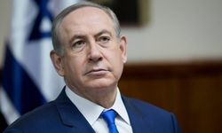 Binyamin Netanyahu'nun yolsuzluk davası duruşmaya saatler kala ertelendi
