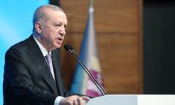 Cumhurbaşkanı Recep Tayyip Erdoğan: Cumhur ile cumhuriyet arasına çekilen dikenli tel örgüleri söküp attık