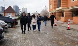 Kastamonu'da yeni doğan bebeğini çöp poşetiyle sokağa bırakan anneye 12 yıl hapis cezası verildi