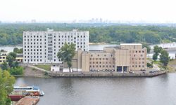 Ukrayna, Rusya'nın kritik hedeflere yönelik uzun süreli bir hava saldırısı başlattığını duyurdu