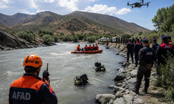 Aras Nehri’nde kayıp çobanı arama çalışmaları 4. gününde sürüyor