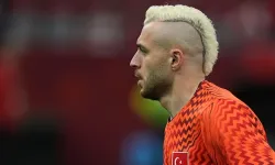Barış Alper Yılmaz'dan Ümit Davala detayı: Mohikan saçla sahada