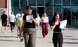 Üniversite hayali kuran milyonlar sınavda: YKS maratonu başladı