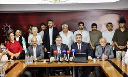 CHP'nin kalesinde yüzlerce kişi AK Parti'ye geçti