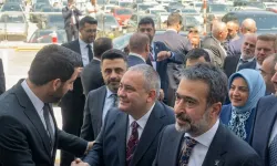 AK Parti’de rozet günü: İki belediye başkanı genel merkezde