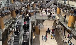 Perakende satışlar yaklaşık 1 yıl sonra ilk defa düştü