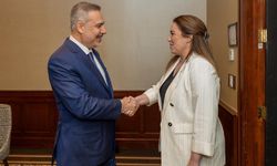 Dışişleri Bakanı Fidan, Türk kökenli Kanada Parlamentosu Milletvekili Açan ile görüştü