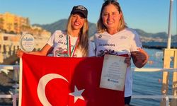 Ultra maraton yüzücüsü Eda Savcıgil'den İtalya'da "tarihi" birincilik