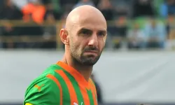 Alanyaspor'da Efecan Karaca ile yollar ayrıldı!