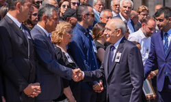 Mutlak butlan sonrası ilk temas: Kılıçdaroğlu ve Özel karşı karşıya!
