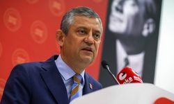 Özgür Özel'den yeni strateji: Meydanlar yerine sokaklara inecek