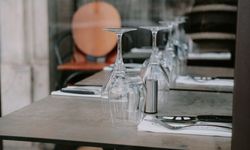 Restoranlarda yeni dönem! Tek kullanımlıklar geri çekiliyor