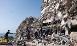 Venezuela'da deprem sonrası zamanla yarış! Binlerce kişi yollara düştü