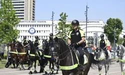 Ankara'da NATO Zirvesi öncesi atlı polisler devriye geziyor